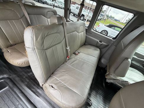 Used 2014 Chevrolet Express 3500 LS image 11