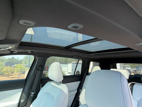 New 2026 Jeep Cherokee Limited AWD/4WD image 18
