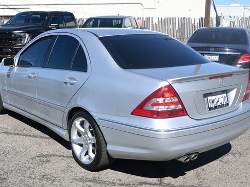 Used 2007 Mercedes-Benz C 230 Sedan image 32