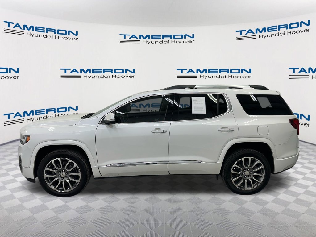 Used 2023 GMC Acadia Denali w/ Denali Technology Package FWD image 2
