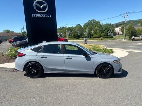 Used 2023 Honda Civic Sport image 8