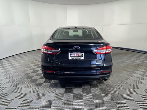 Used 2020 Ford Fusion SE w/ Equipment Group 151A image 4