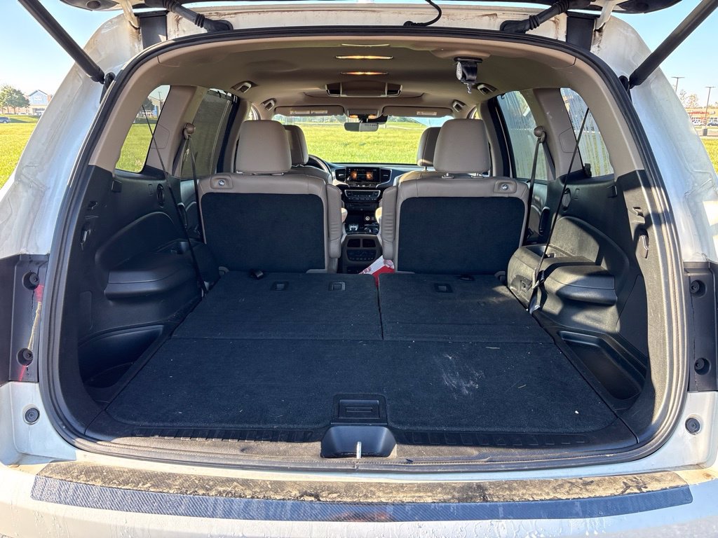 Used 2022 Honda Pilot Touring image 12