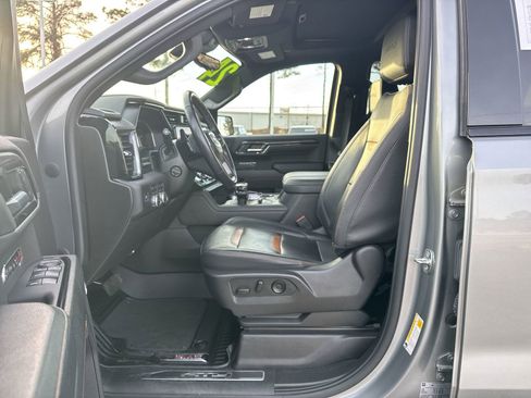 Used 2024 GMC Sierra 1500 AT4 w/ Technology Package image 16