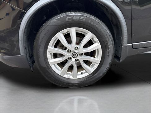 Used 2019 Nissan Rogue SV AWD/4WD image 5