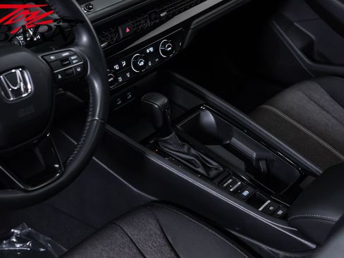 Used 2024 Honda Accord Sport image 25