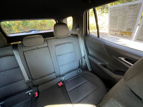 Used 2025 Chevrolet Equinox LT image 32