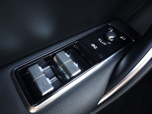 New 2024 Jaguar XF R-Dynamic SE image 27