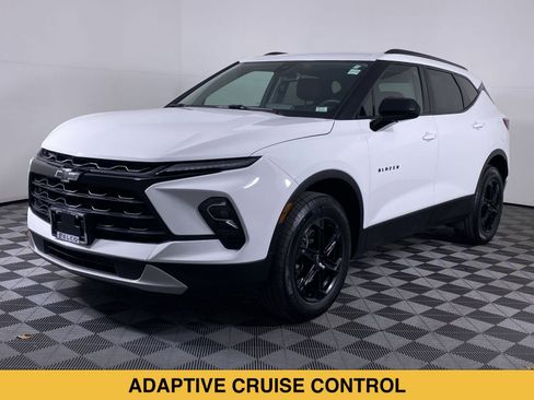 Certified 2024 Chevrolet Blazer LT w/ Convenience Package FWD image 16