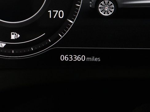 Used 2019 Jaguar F-PACE S AWD/4WD image 34