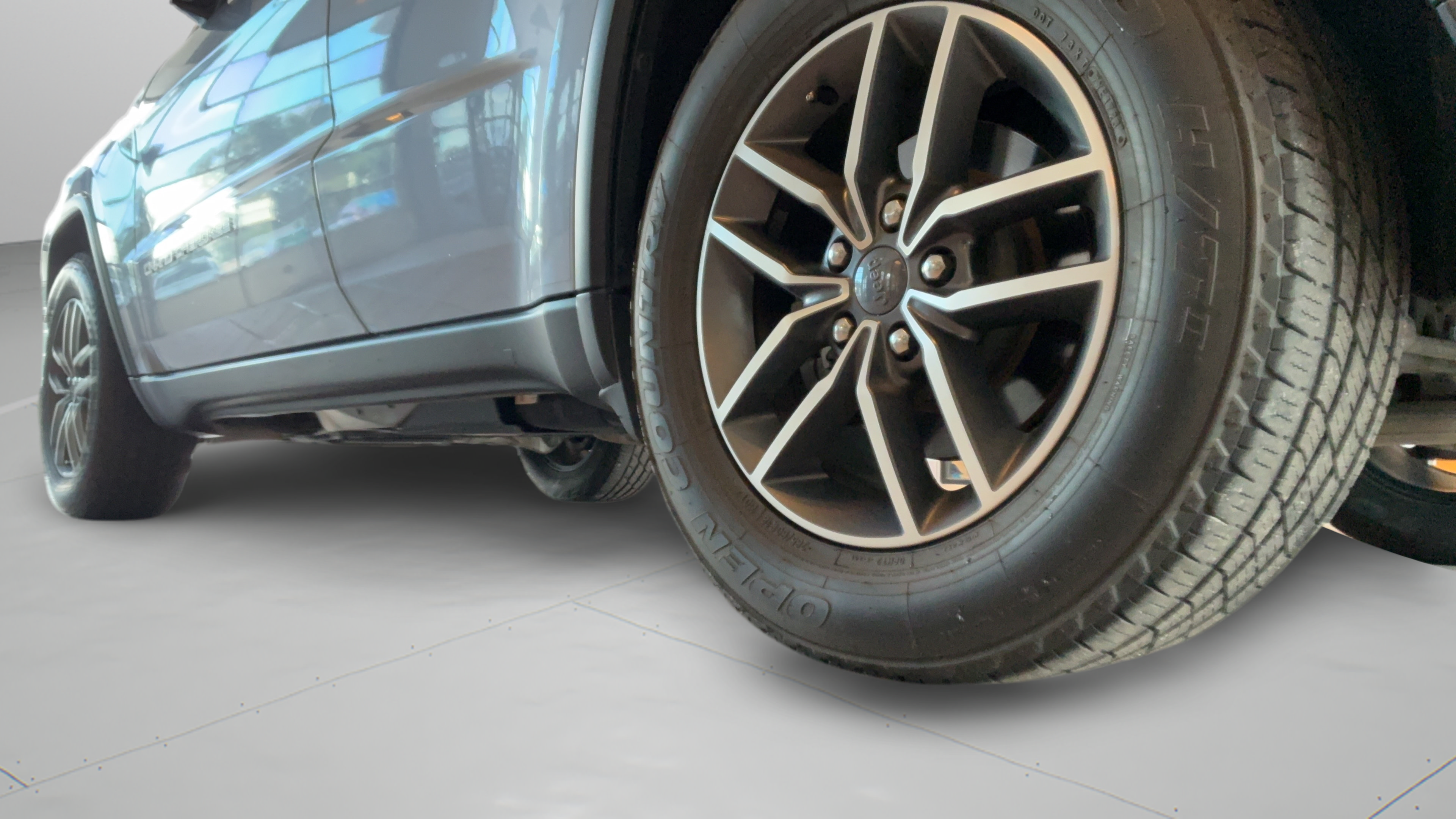 Used 2020 Jeep Grand Cherokee Limited RWD image 43