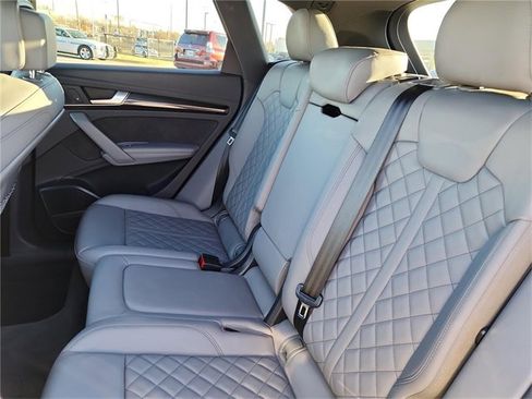Used 2018 Audi SQ5 Prestige image 26