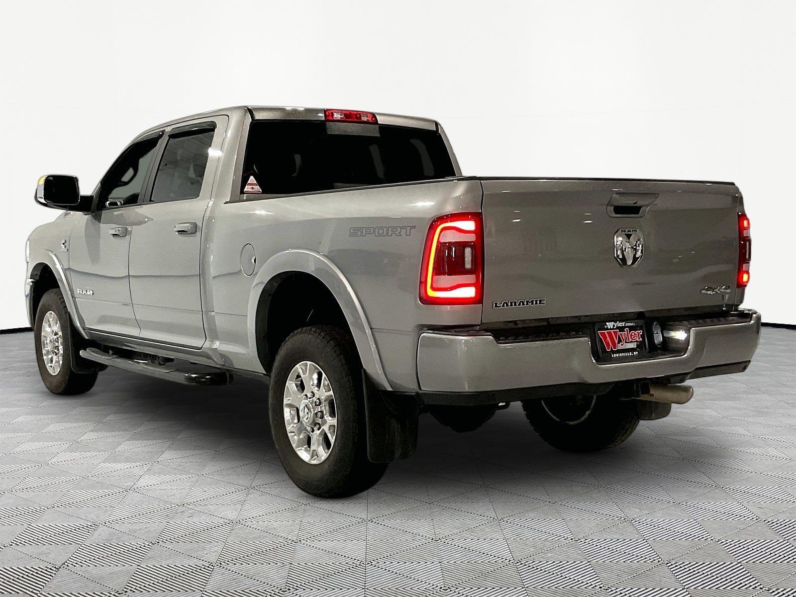 Used 2022 RAM 2500 Laramie AWD/4WD image 4