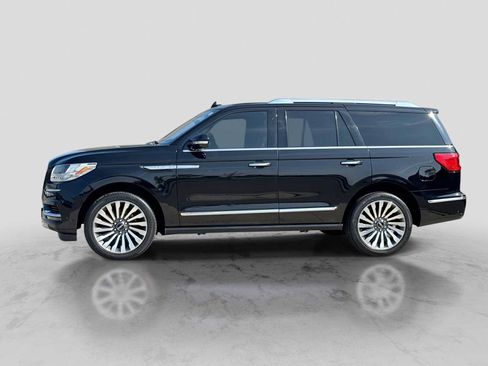 Used 2019 Lincoln Navigator Reserve AWD/4WD image 3