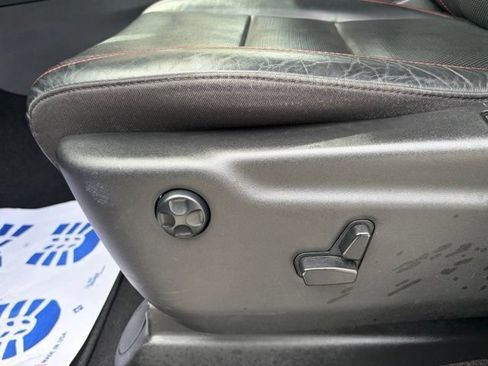 Used 2024 Dodge Durango GT AWD/4WD image 17