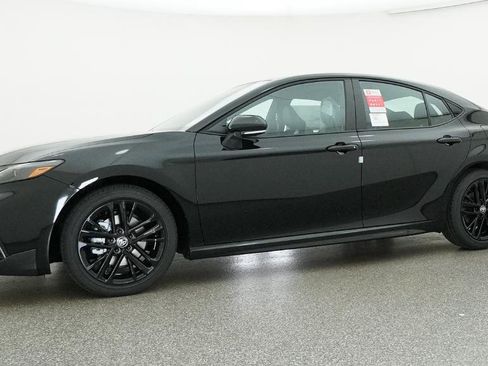 New 2026 Toyota Camry SE image 21