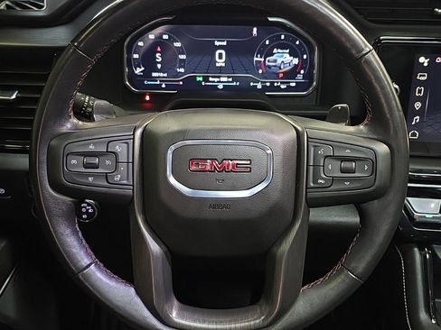 Used 2024 GMC Sierra 1500 AT4X image 18