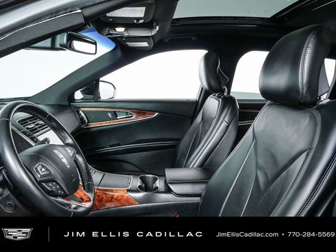 Used 2018 Lincoln MKX Reserve w/ Lincoln MKX Climate Package FWD image 5