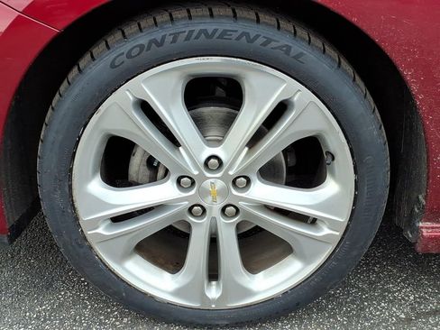 Used 2018 Chevrolet Cruze Premier image 10