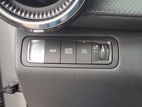 New 2026 Chevrolet Equinox LT w/ Convenience Package II AWD/4WD image 16