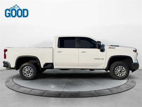 New 2026 Chevrolet Silverado 2500 LT image 6