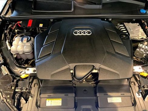 Certified 2023 Audi Q7 3.0T Prestige w/ Prestige Package AWD/4WD image 31