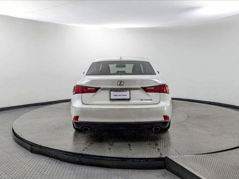 Used 2016 Lexus IS 200t image 7