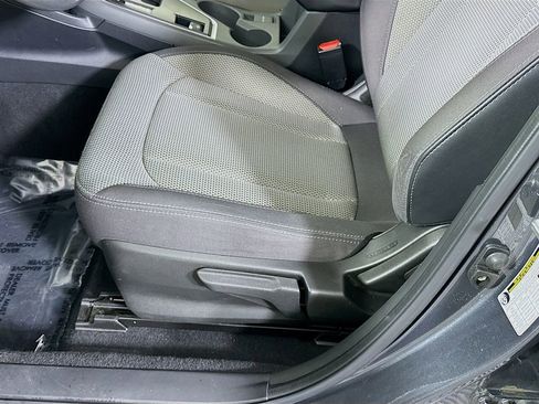 Used 2024 Subaru Crosstrek 2.0i Premium image 23