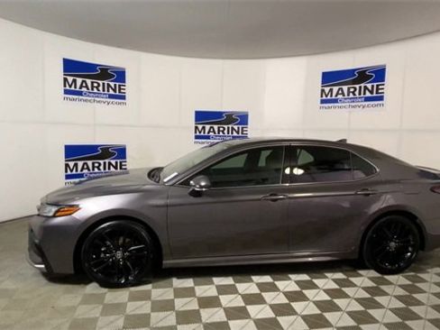 Used 2021 Toyota Camry XSE image 7