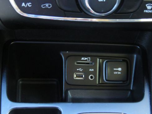 Used 2018 Jeep Cherokee Latitude image 25