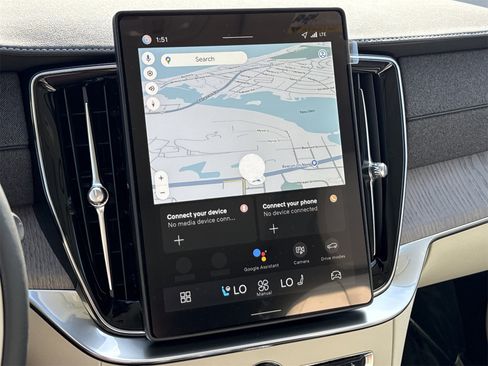 New 2026 Volvo XC90 B6 Ultra w/ Protection Package image 26