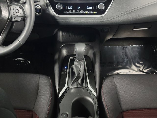 Used 2025 Toyota Corolla SE FWD image 24