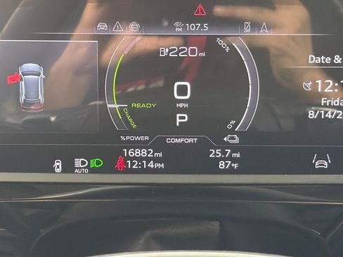 Used 2024 Audi Q8 e-tron Prestige w/ Prestige Package AWD/4WD image 24