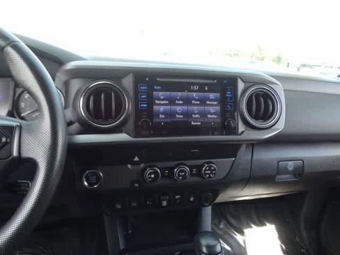 Certified 2019 Toyota Tacoma TRD Sport w/ Technology Package image 26