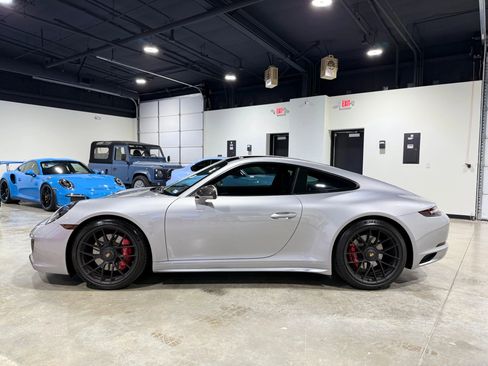 Used 2019 Porsche 911 Carrera 4 GTS AWD/4WD image 33