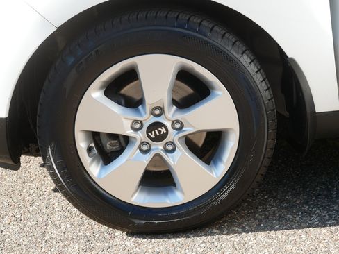 Used 2018 Kia Soul w/ Convenience Package FWD image 15