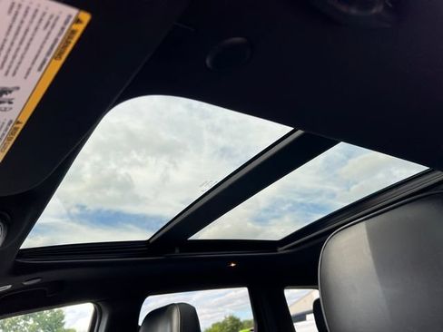 Used 2020 Jeep Grand Cherokee High Altitude AWD/4WD image 9