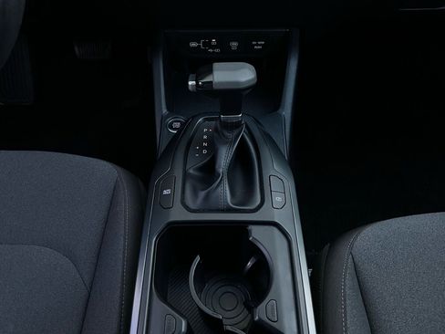 Used 2025 Kia K4 LXS image 14