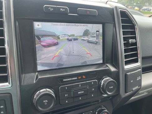 Used 2016 Ford F150 XLT w/ Equipment Group 302A Luxury AWD/4WD image 11