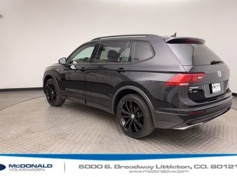 Used 2021 Volkswagen Tiguan SE R-Line AWD/4WD image 4