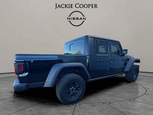 Used 2023 Jeep Gladiator Mojave w/ Cold Weather Group image 10