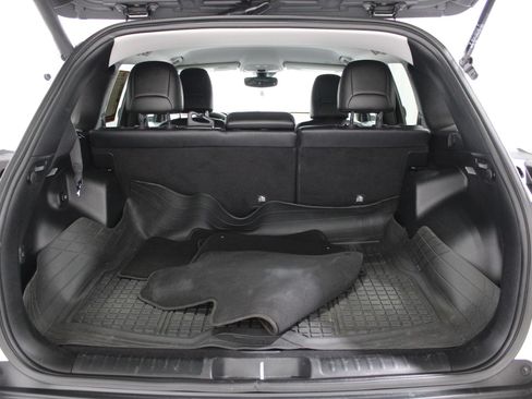 Used 2022 Jeep Cherokee Latitude Lux AWD/4WD image 19