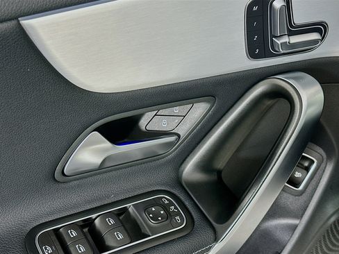 Used 2025 Mercedes-Benz CLA 250 CLA 250 image 15