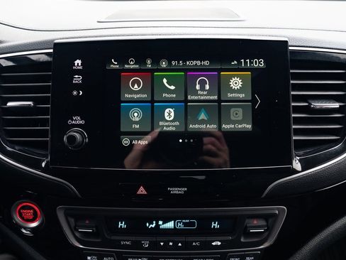 Used 2022 Honda Pilot Touring image 14