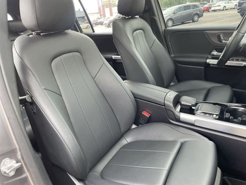 Used 2022 Mercedes-Benz EQB 350 4MATIC image 14