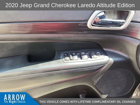 Used 2020 Jeep Grand Cherokee Altitude AWD/4WD image 21