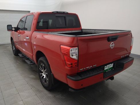 Used 2021 Nissan Titan SV w/ SV Convenience Package AWD/4WD image 5