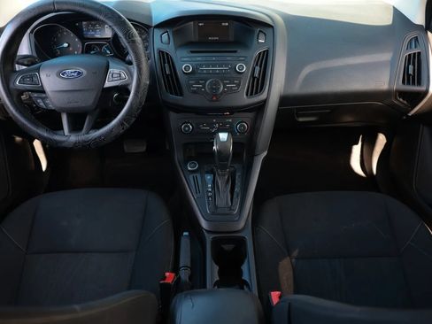 Used 2016 Ford Focus SE FWD image 14