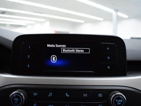 Used 2021 Ford Escape S image 29