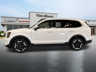 Used 2025 Kia Telluride S video 2